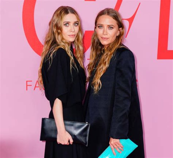 The Olsen Twins’ Starbucks Obsession Make Them a Barista’s Worst Nightmare