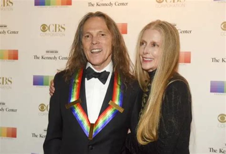 Timothy B. Schmit Biography, Age, Height, Wife, Net Worth, Family