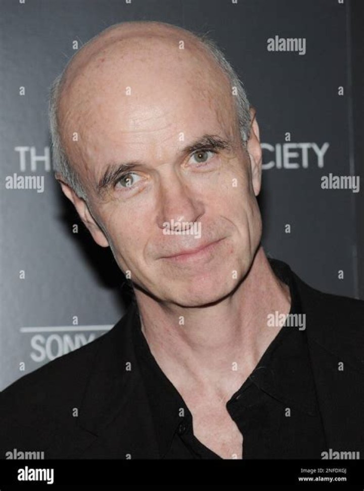Tom Noonan (TV Actor) - Age, Birthday, Bio, Facts, Family, Net Worth, Height & More