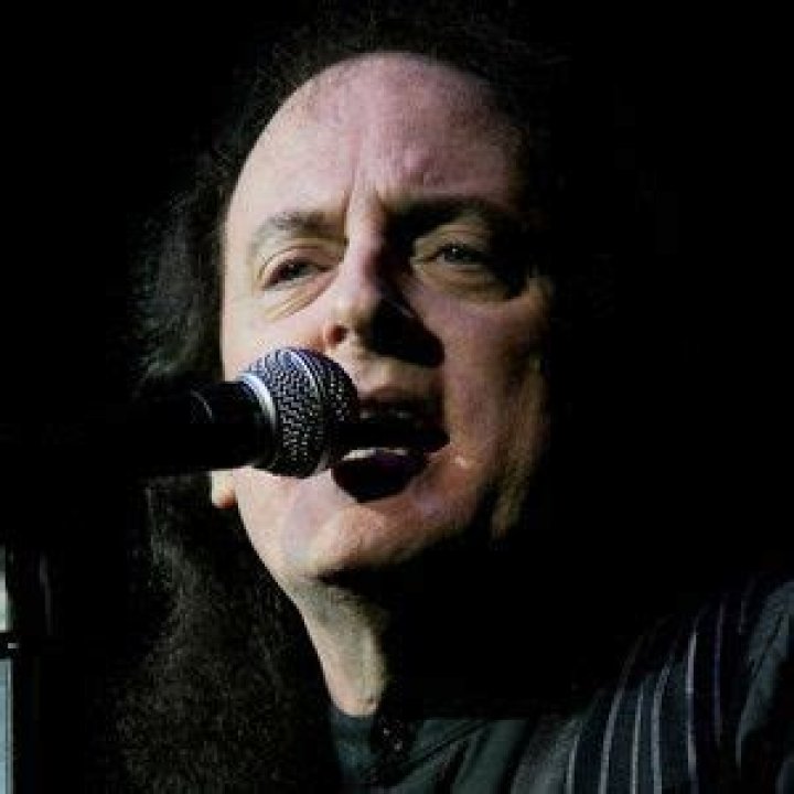 Tommy James (Pop Singer) - Age, Birthday, Bio, Facts, Family, Net Worth, Height & More