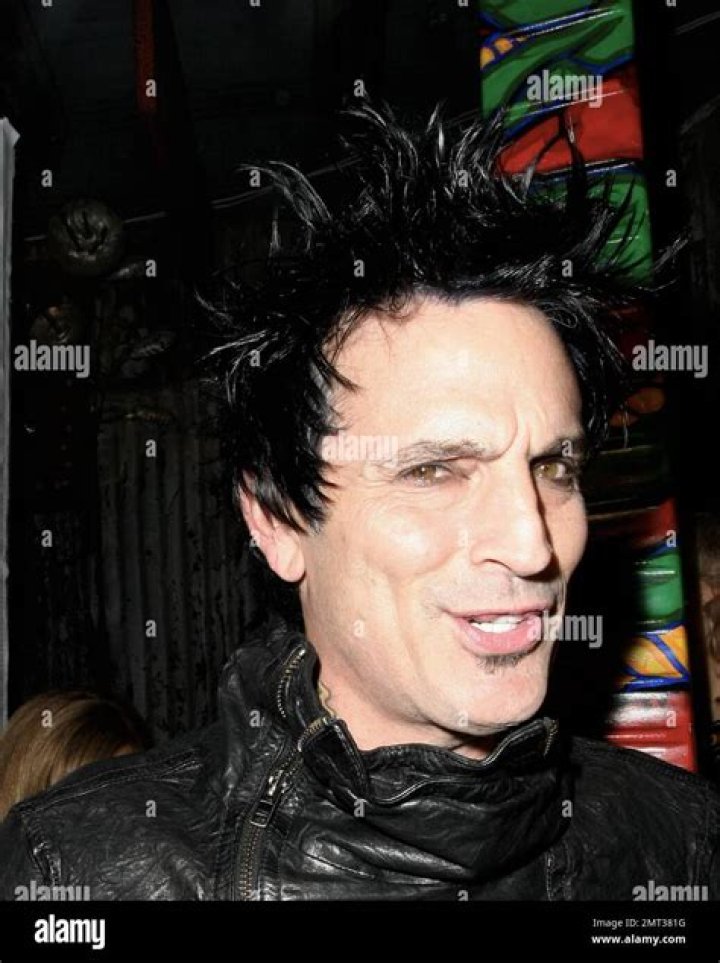 Tommy Lee (Drummer) - Age, Birthday, Bio, Facts, Family, Net Worth, Height & More
