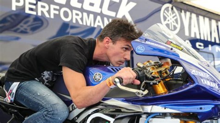 Toni Elías (Motorcycle Racer) - Age, Birthday, Bio, Facts, Family, Net Worth, Height & More