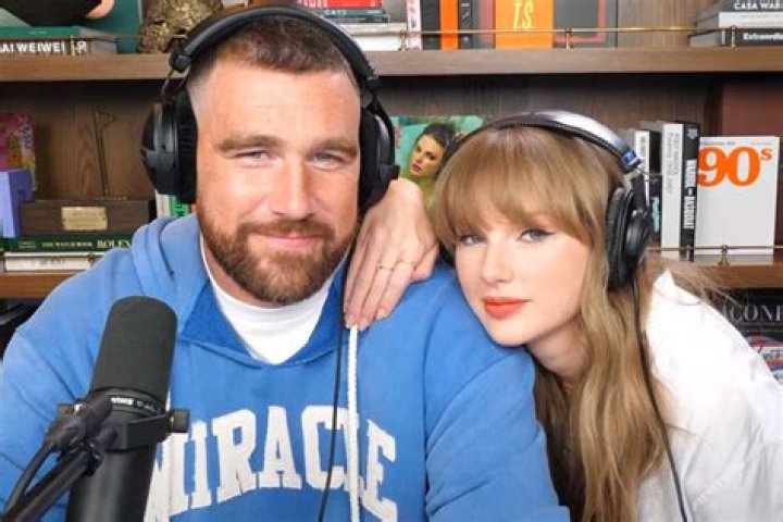 Travis Kelce Says Getting to Know Taylor Swift Has Been ‘F–king Mind-Blowing’: ‘Learning Every Day’