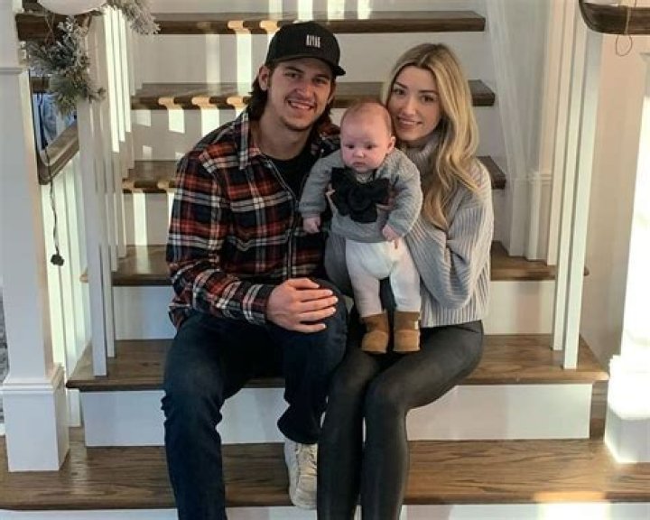 Travis Konecny Biography, Age, Height, Wife, Net Worth, Family
