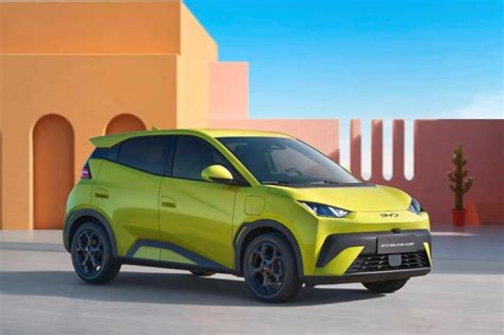 Tsu Surf Offers Five New Tracks On "MSYKM (Deluxe)"