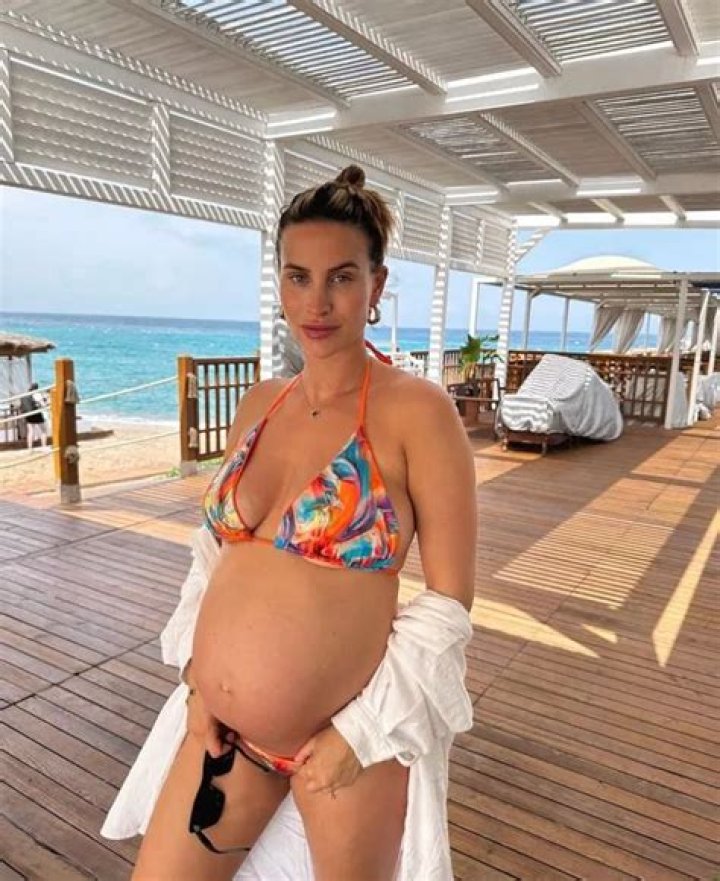 ‘Vanderpump Rules’ Star Scheana Shay Flaunts Her Growing Baby Bump in Nude Selfie: ‘26 Weeks’