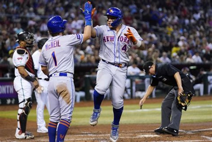 Vic Mensa Challenges Killer Mike's Stance On Gun Control