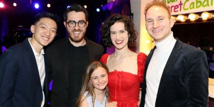 Victoria Elena Flores Biography, Age, Height, Husband, Net Worth, Family