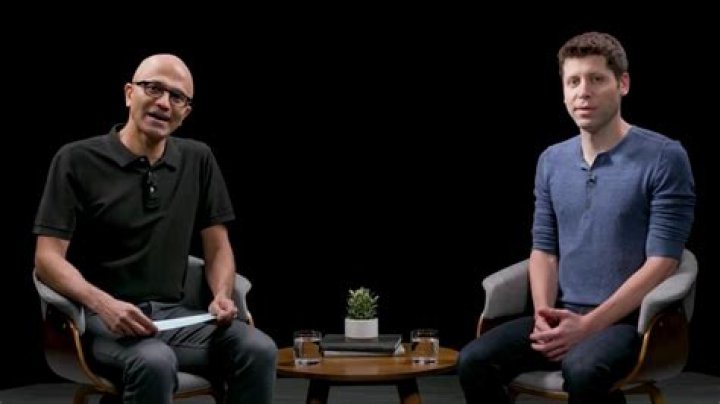 Wait, Macaulay Culkin Is Like Totally Hot Now (and We’re Not Sure How to Feel)