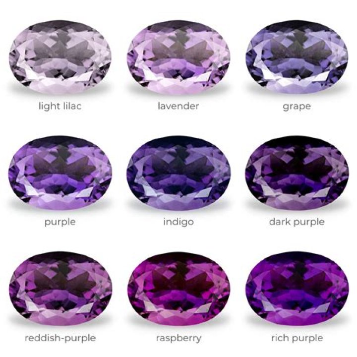 What color is amethyst glass?