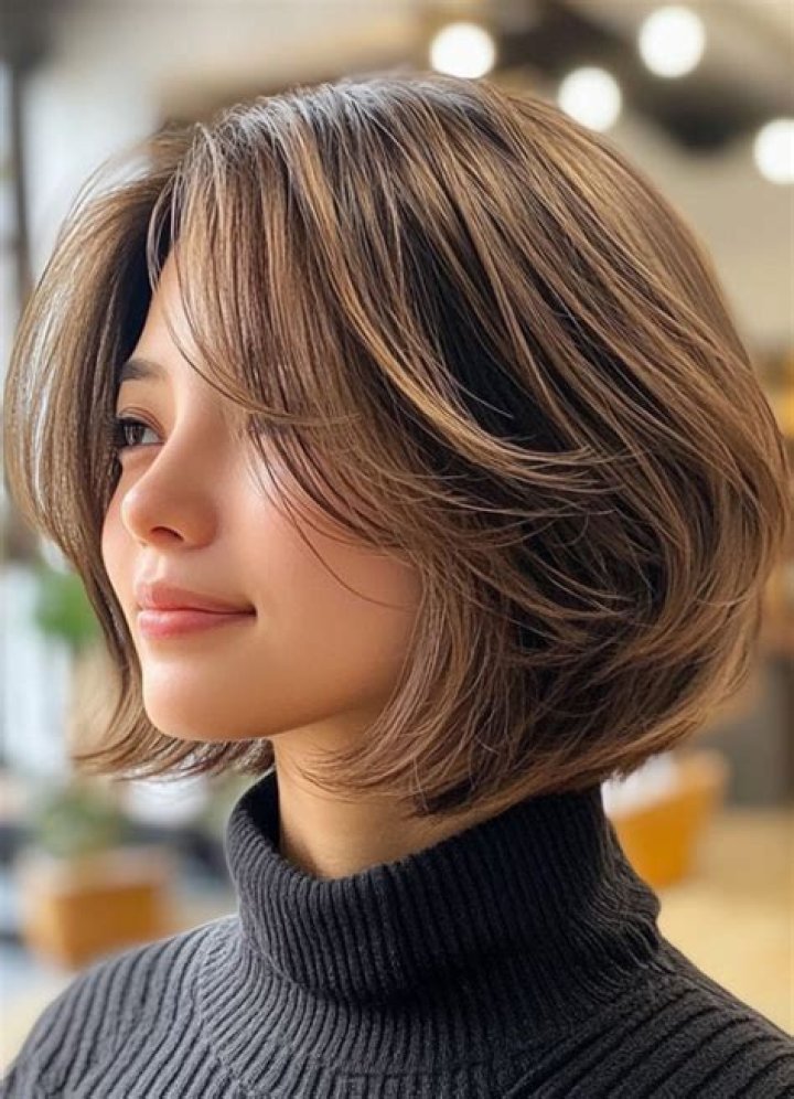 What is a layered bob?