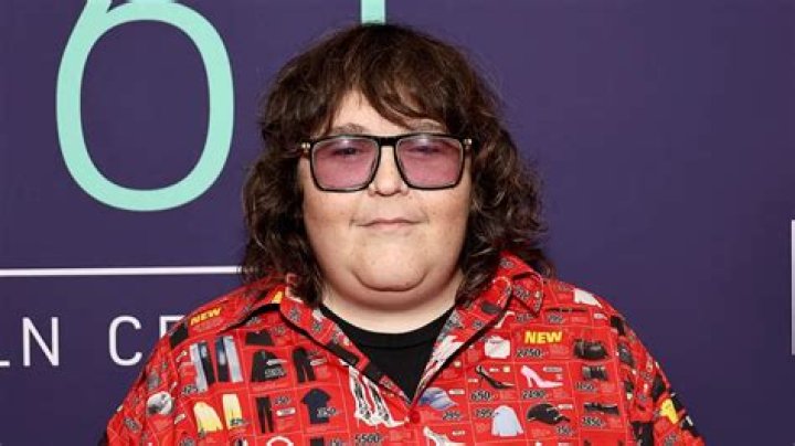 What is Andy Milonakis net worth?