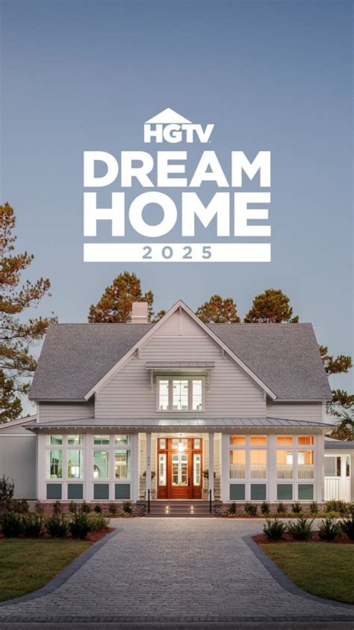 What is the exterior color of the HGTV Dream Home 2022?