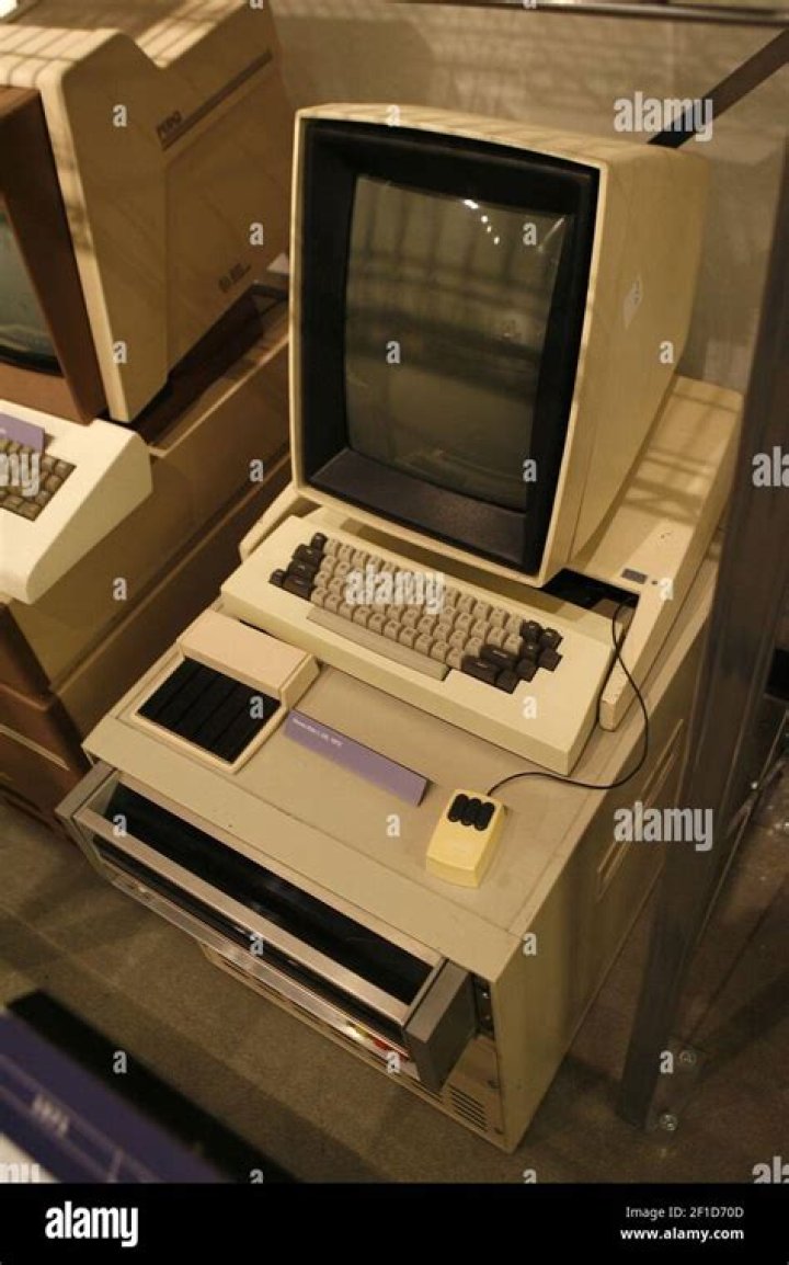 What is the importance of the Xerox Alto computer that was built in 1973?
