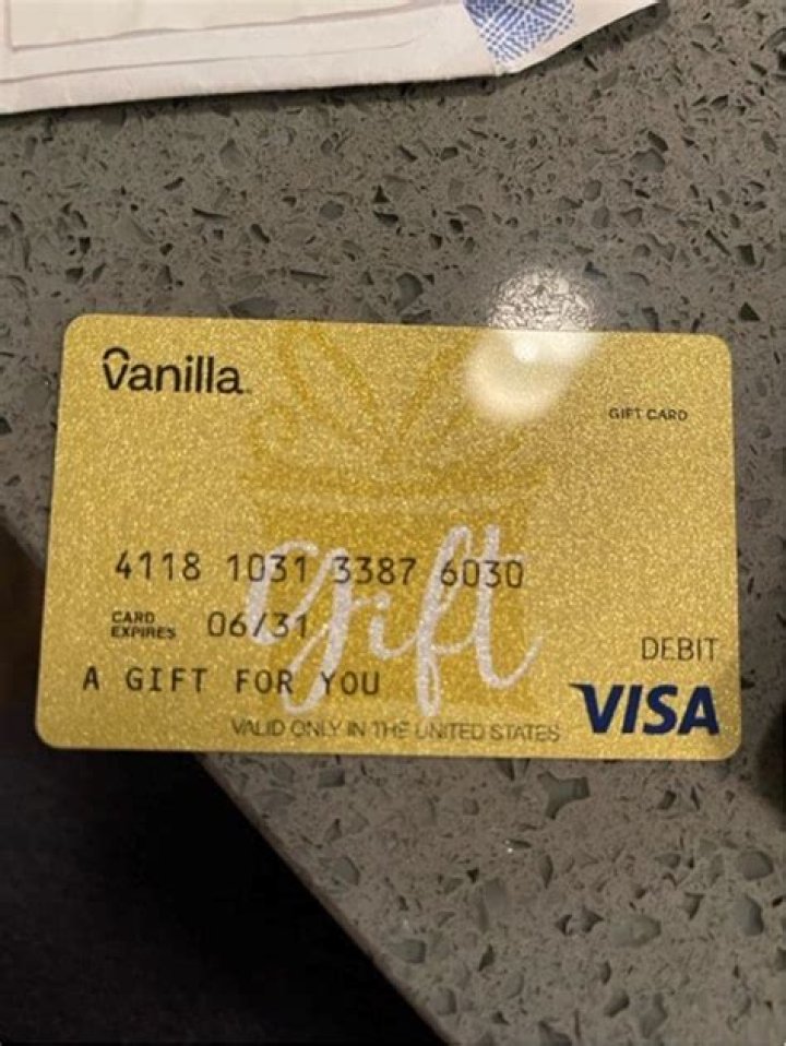 When was the first Visa card issued?