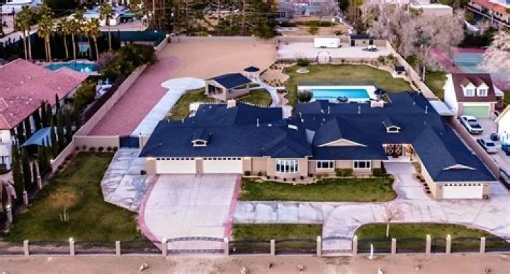 Where is Ted Binion’s house located?