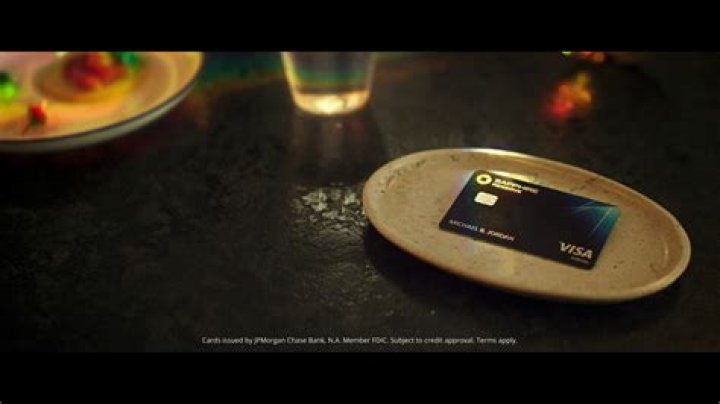 Who are the actors in the Chase credit card commercial?
