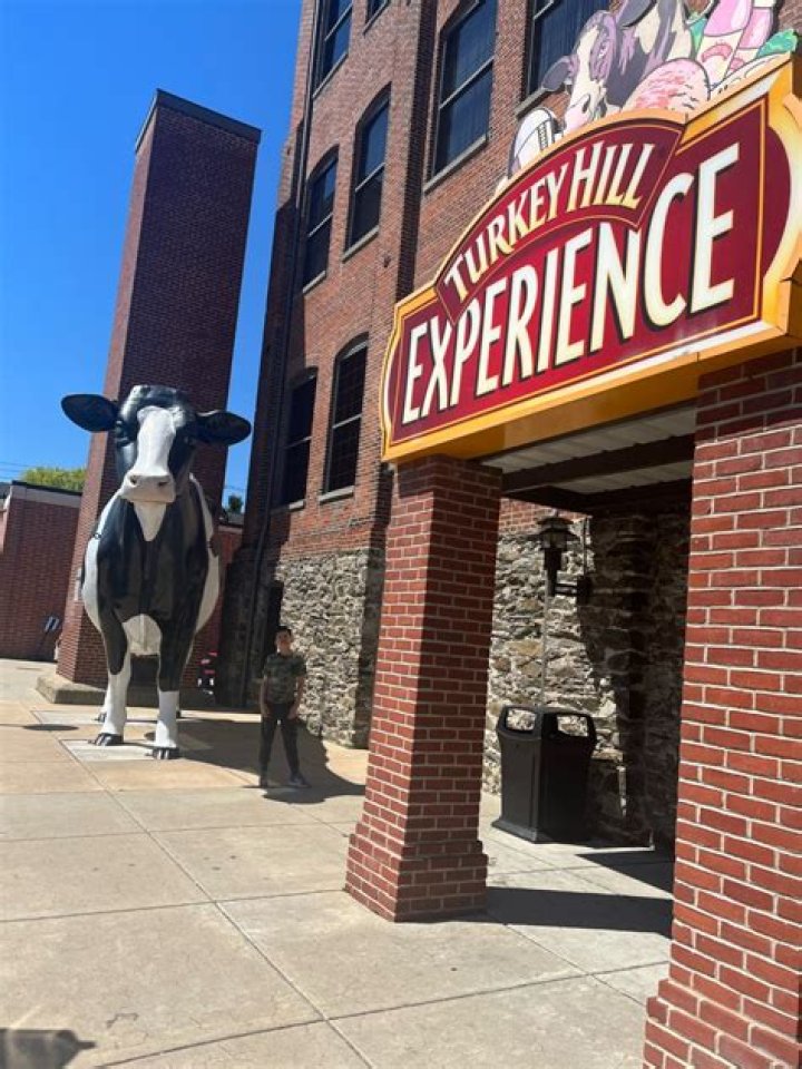 Who founded Turkey Hill?