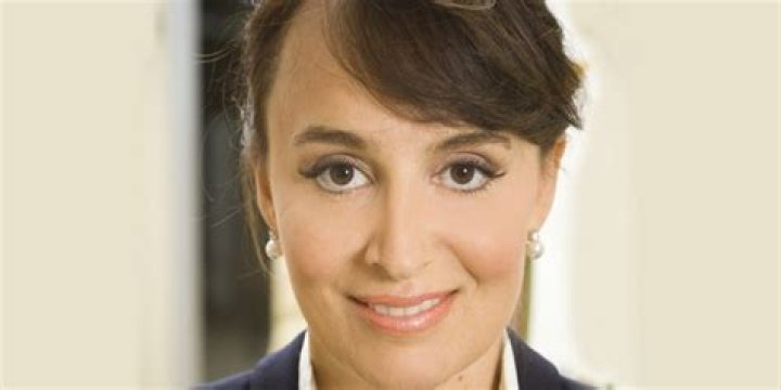 Who Is Financial Advisor Dawn Bennett? Everything On Her Wikipedia Bio And Husband