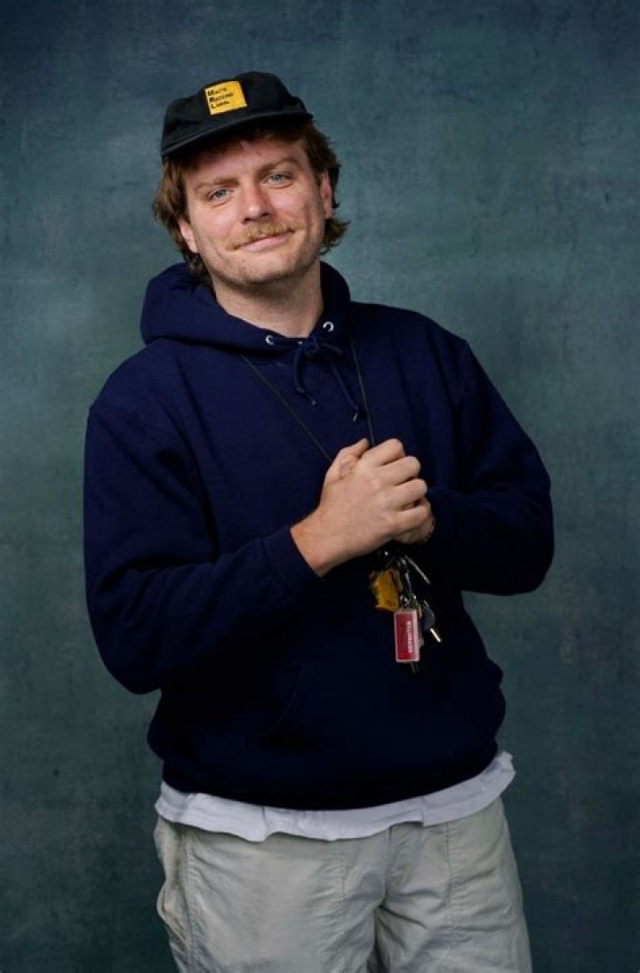 Who Is Mac Demarco ?
