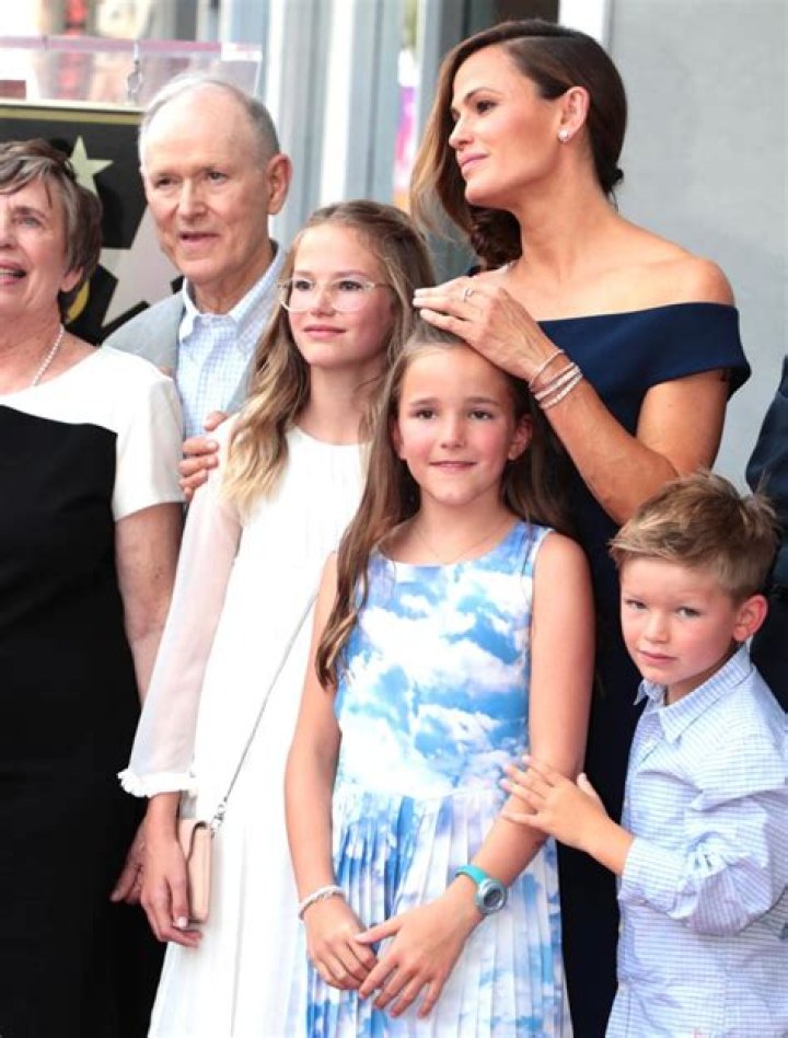 Why Jennifer Garner, Ben Affleck’s Kids Aren’t on Social Media: Reasons Children Don’t Have Accounts