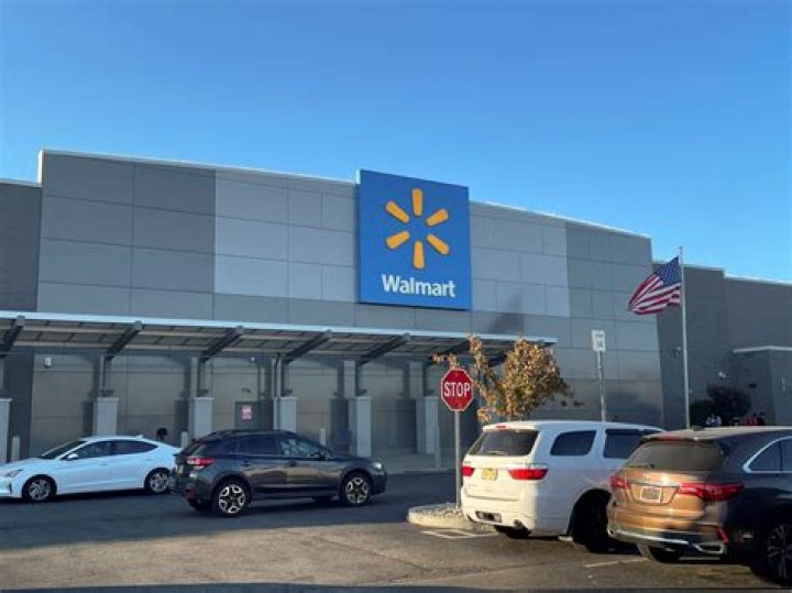 Will Walmart be closed on Black Friday 2020?