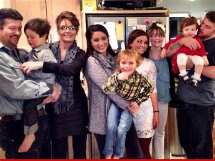 Willow Palin (Family Member) - Age, Birthday, Bio, Facts, Family, Net Worth, Height & More