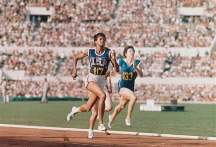 Wilma Rudolph biografía, edad, altura, esposa, net worth, familia