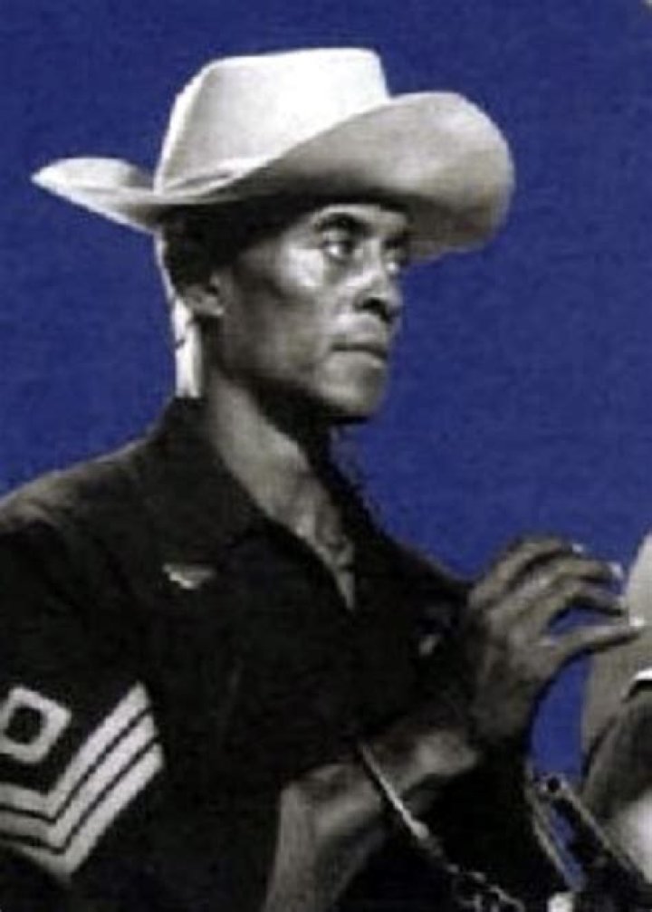 Woody Strode Biography, Age, Height, Wife, Net Worth, Family