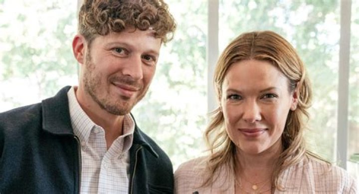 Zach Gilford (TV Actor) - Age, Birthday, Bio, Facts, Family, Net Worth, Height & More